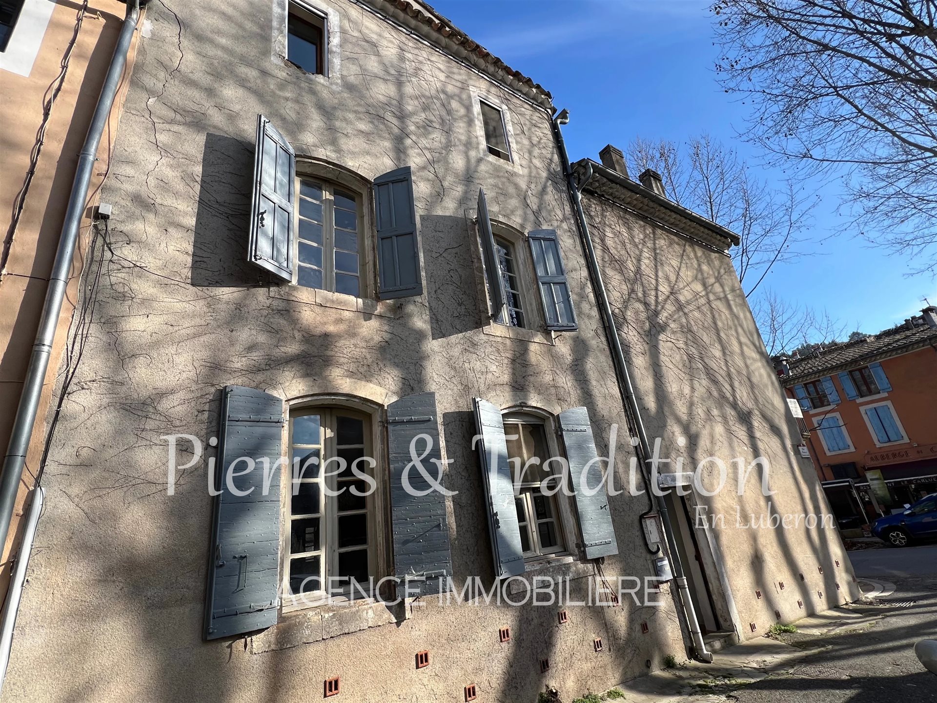 Maison à vendre, 259m², Céreste-en-Luberon