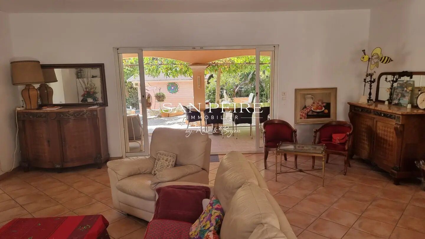 Maison à vendre, 165m², Roquebrune-sur-Argens