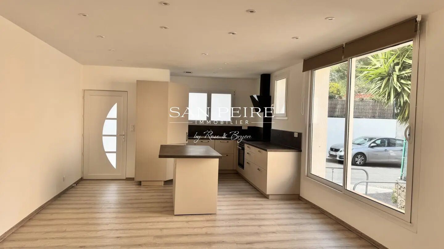 Maison à louer, 92m², Roquebrune-sur-Argens