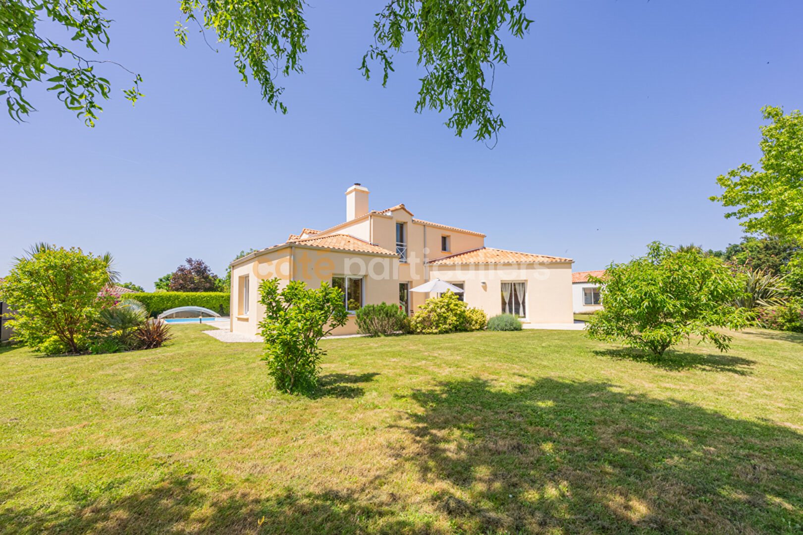 Maison à vendre, 237m², Saint-Léger-les-Vignes