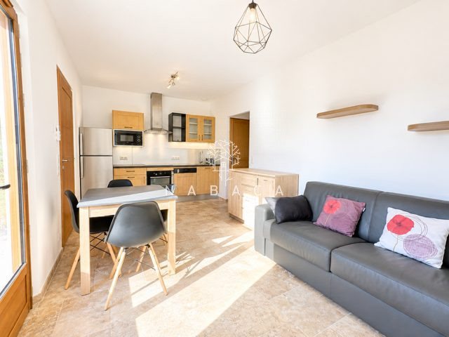 Maison à louer, 32m², Tourrettes