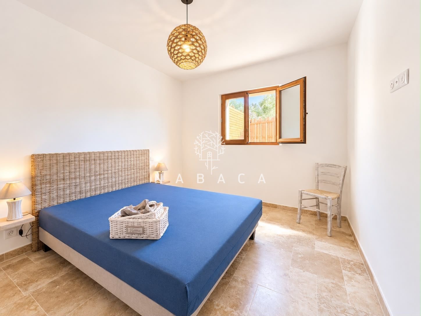 Maison à louer, 32m², Tourrettes