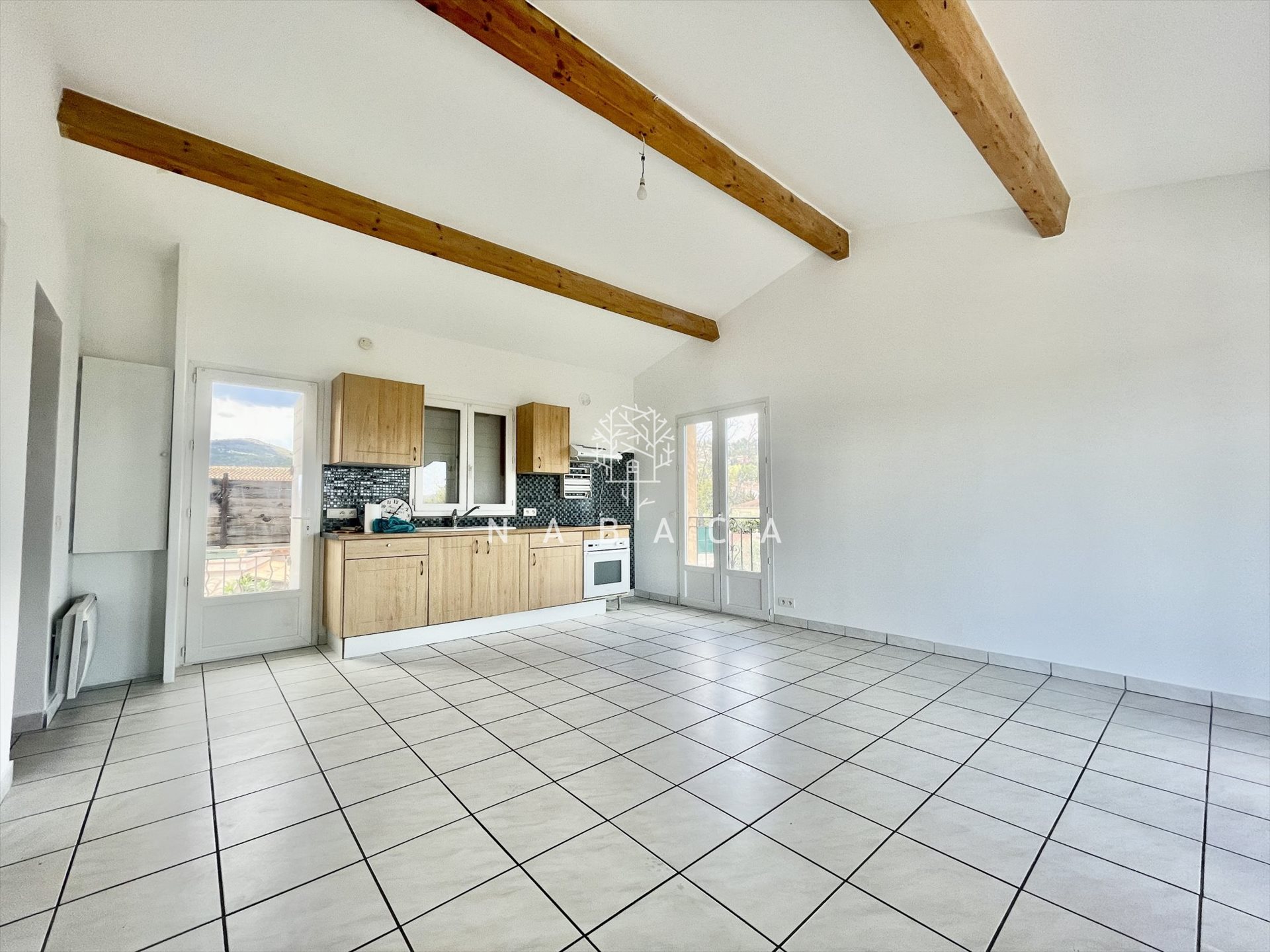 Appartement à louer, 47m², Fayence