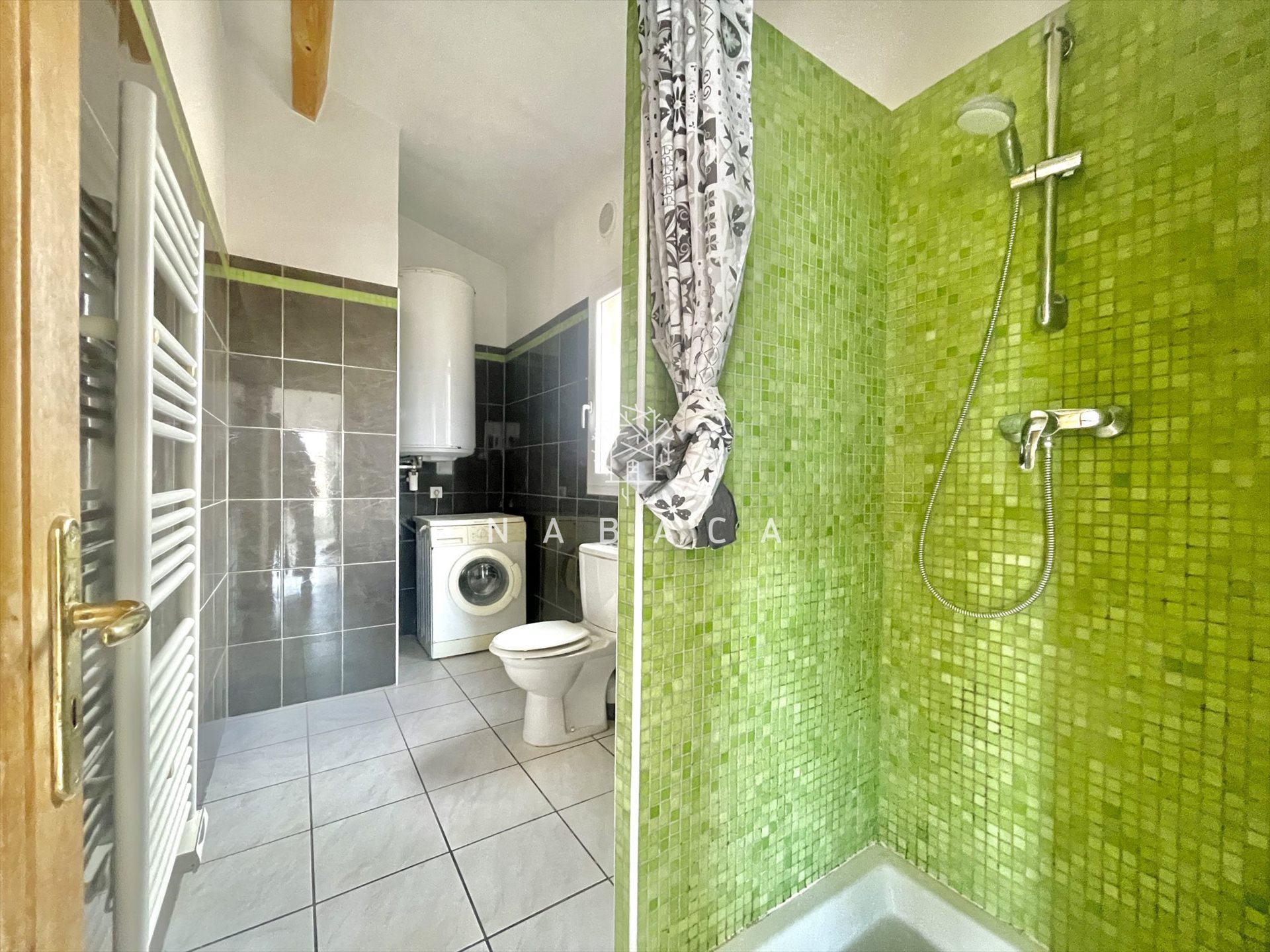 Appartement à louer, 47m², Fayence