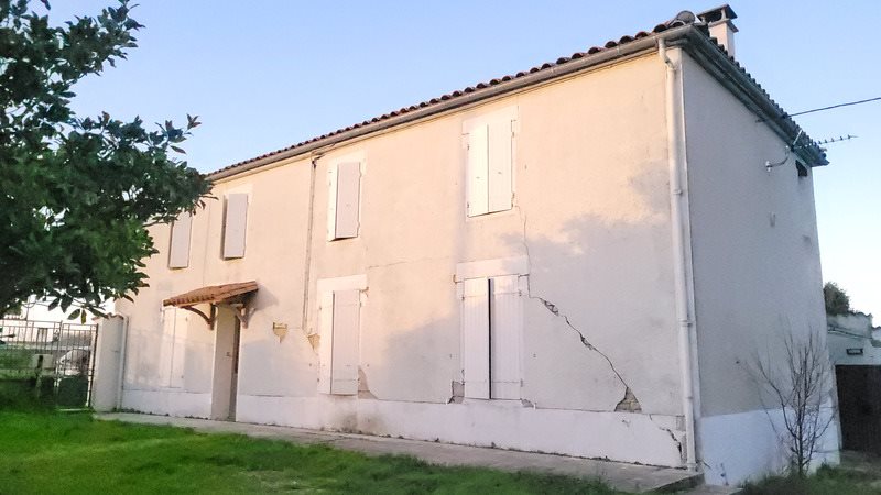 Maison à vendre, 243m², La Laigne