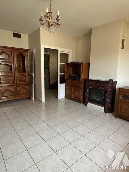 Maison à vendre, 102m², Baugé