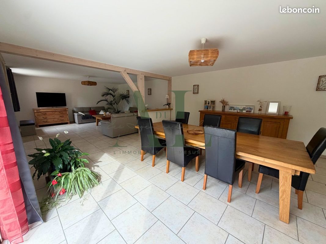 Maison à vendre, 239m², Mézeray