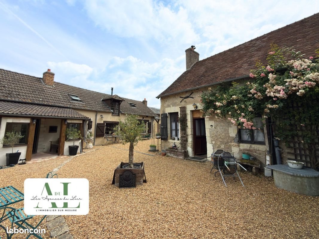 Maison à vendre, 160m², Noyant