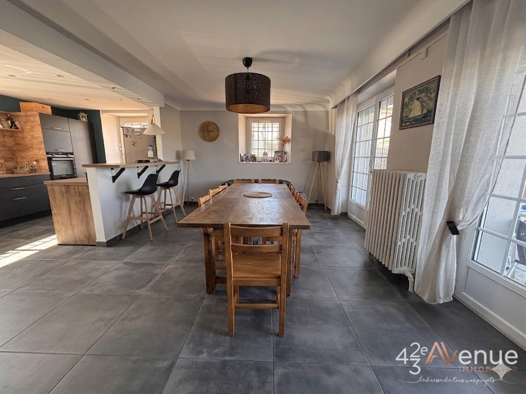 Maison à vendre, 225m², Monistrol-sur-Loire