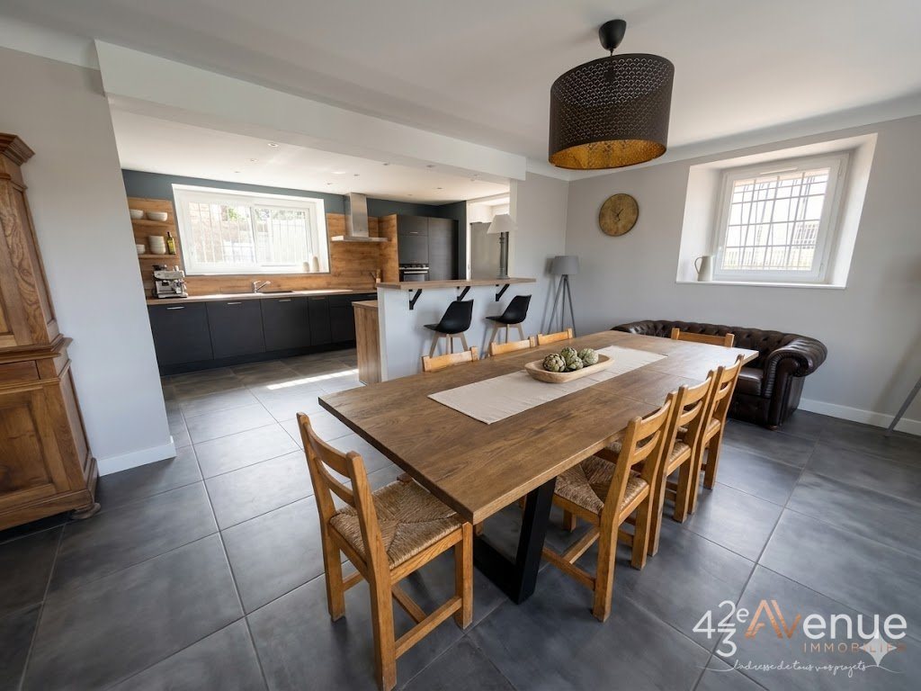 Maison à vendre, 225m², Monistrol-sur-Loire