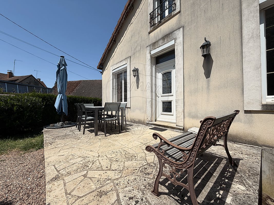 Maison à vendre, 133m², Châteauneuf-Val-de-Bargis