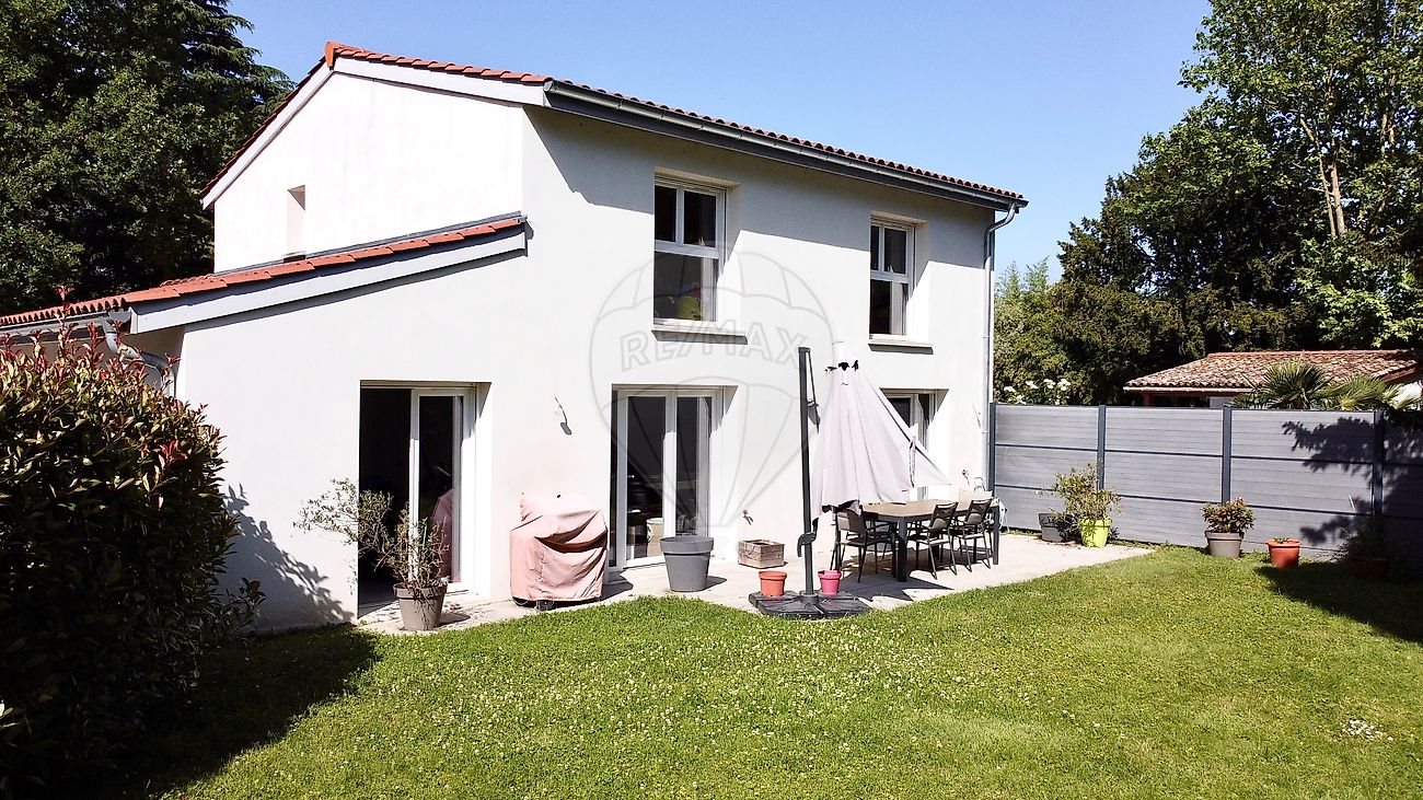 Maison à vendre, 136m², Limas