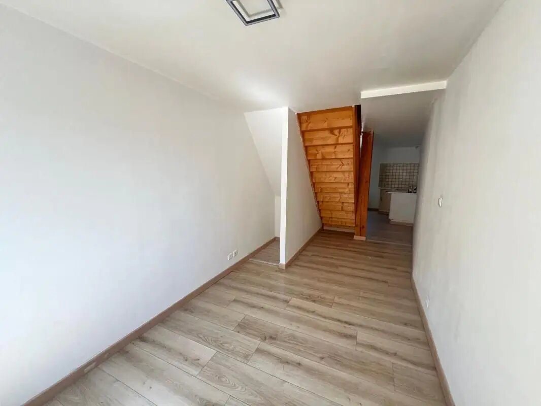 Appartement à louer, 41m², Laragne-Montéglin