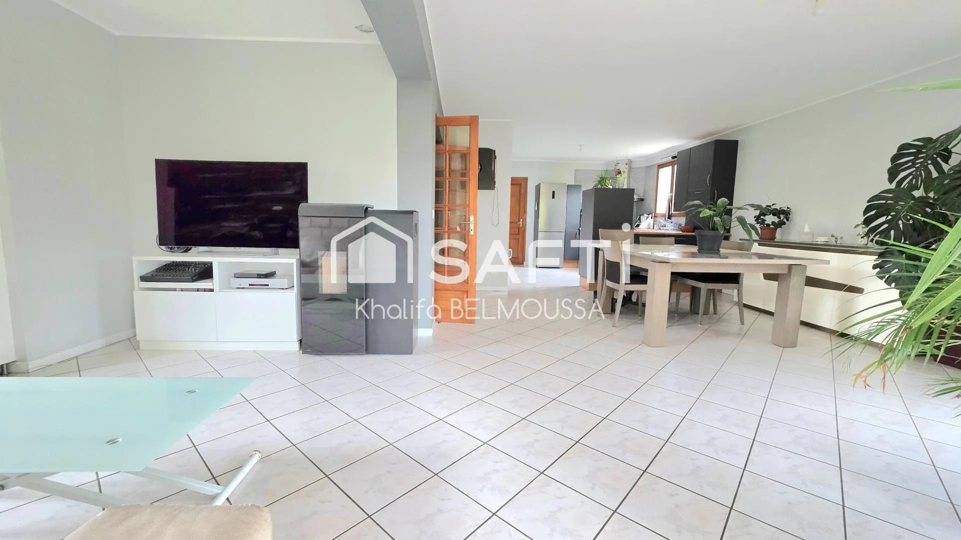 Maison à vendre, 218m², Bassy