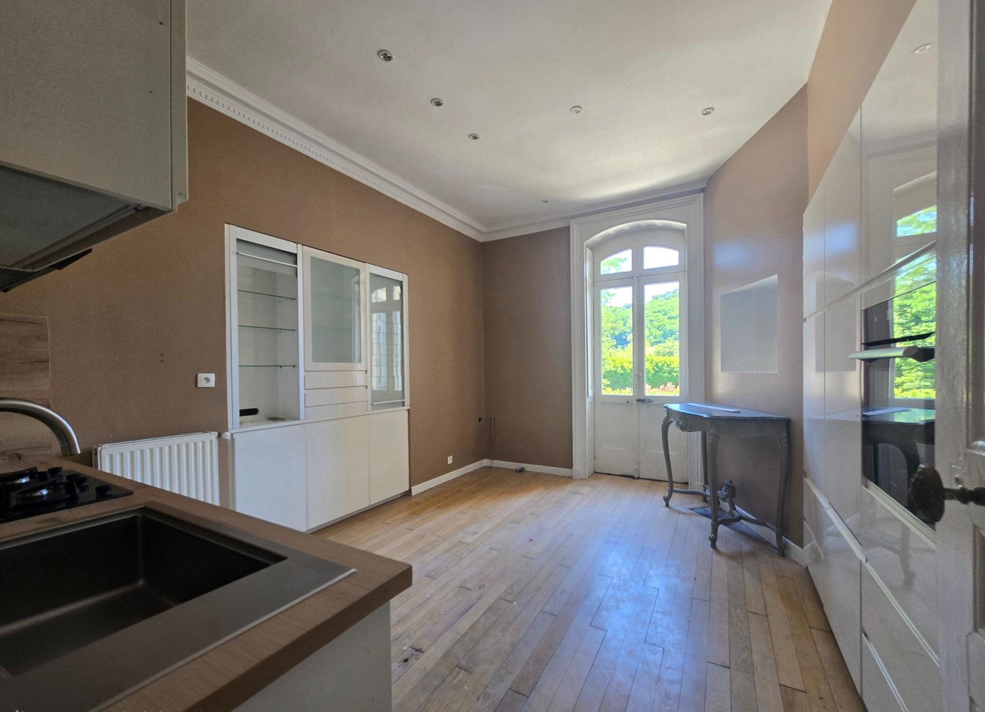 Appartement à vendre, 90m², Belley