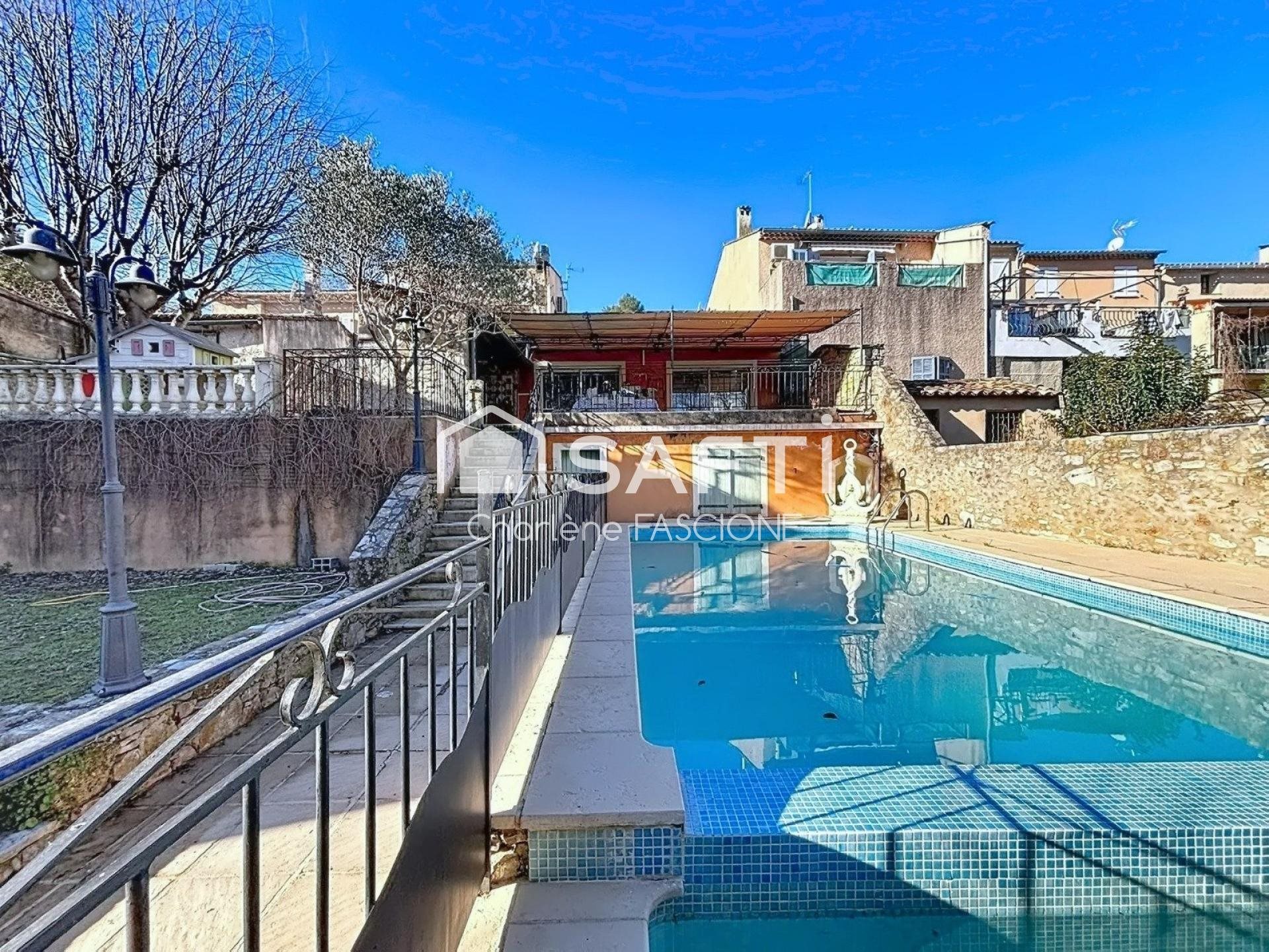 Maison à vendre, 170m², Carcès