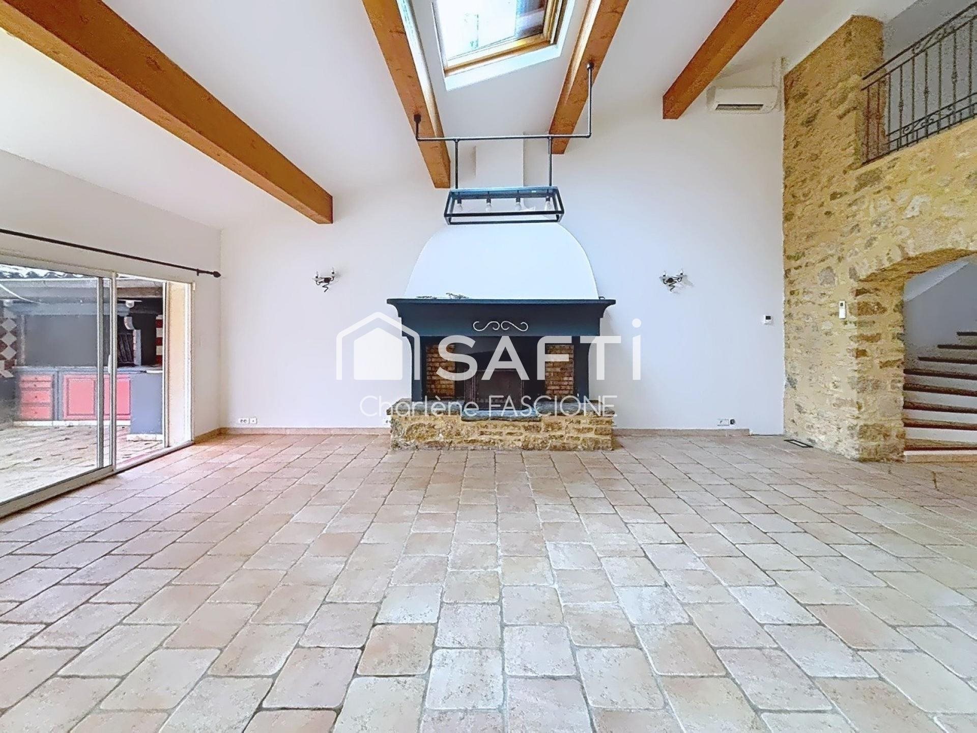 Maison à vendre, 170m², Carcès