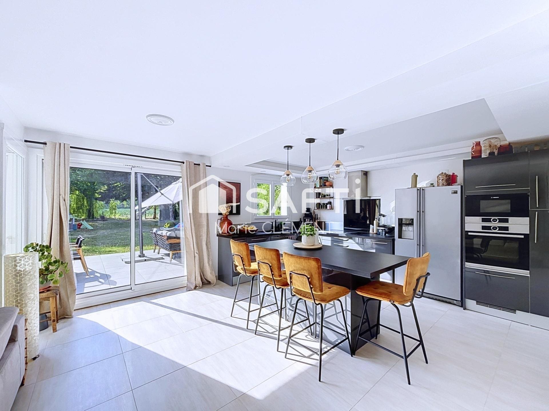 Maison à vendre, 135m², Lésigny