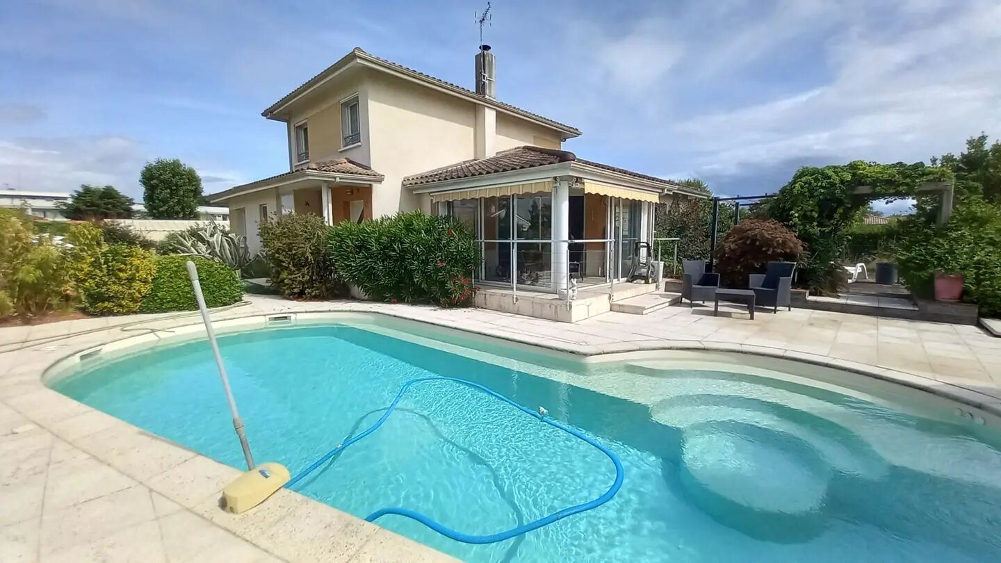 Maison à vendre, 152m², Parempuyre