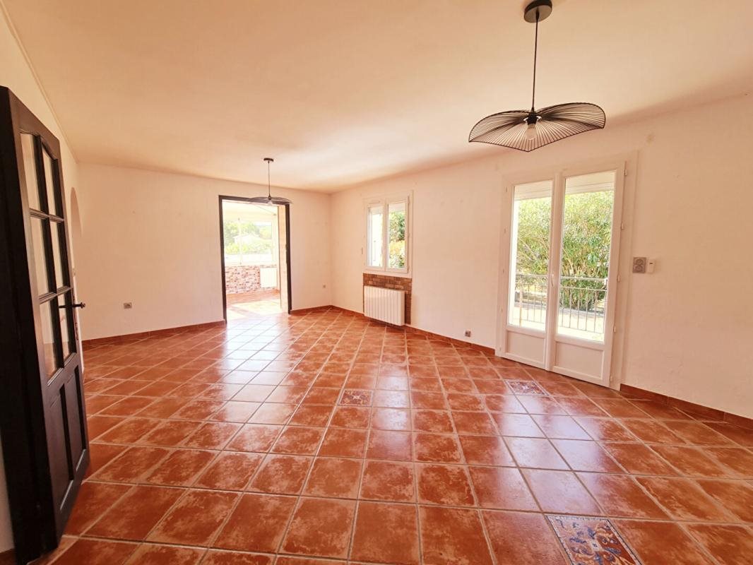 Maison à vendre, 122m², Saint-Privat-des-Vieux