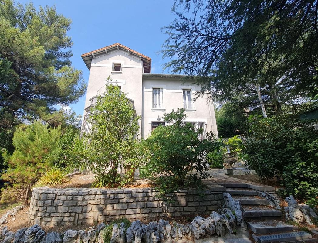Maison à vendre, 330m², Alès