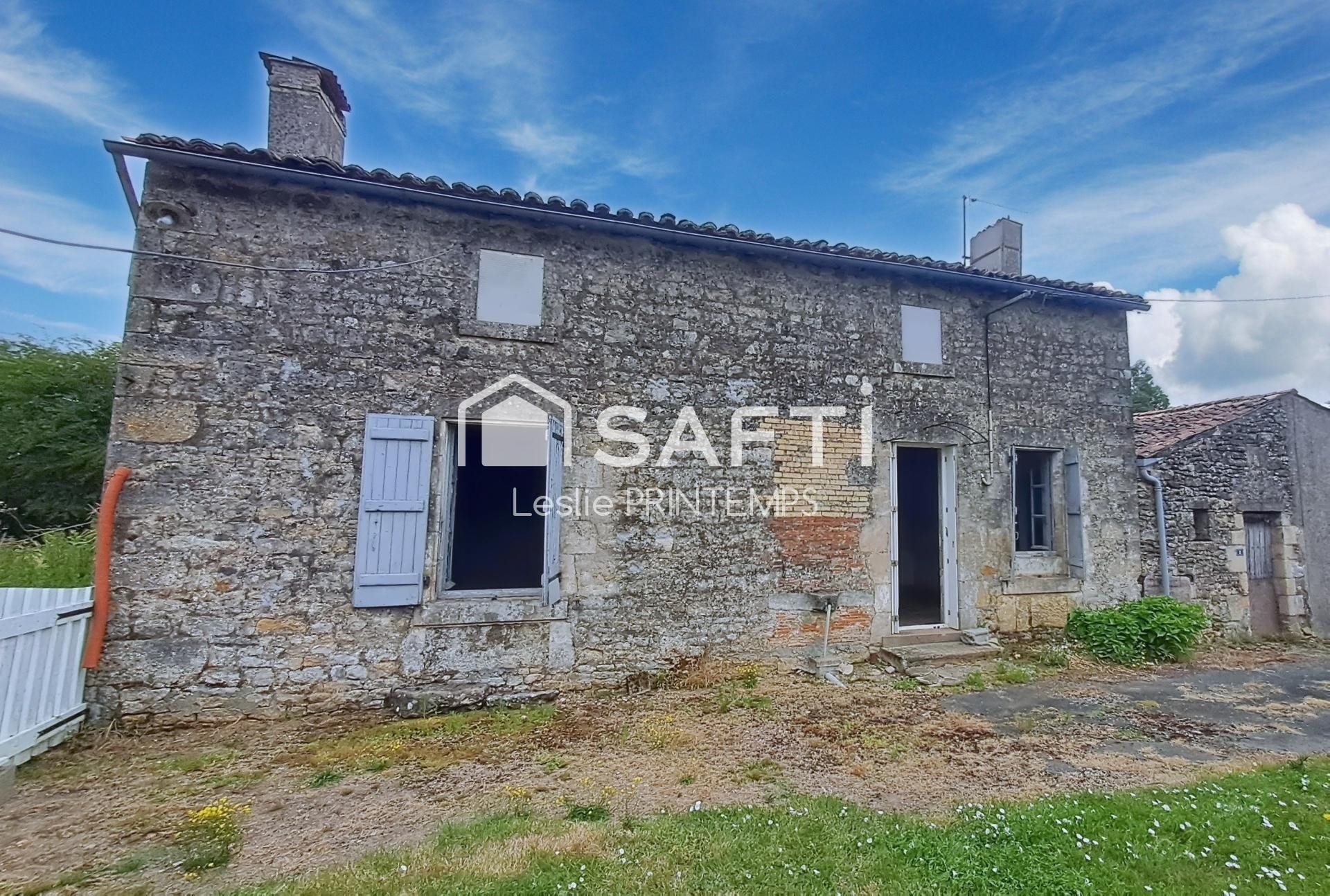 Maison à vendre, 45m², Saint-Maixent-de-Beugné