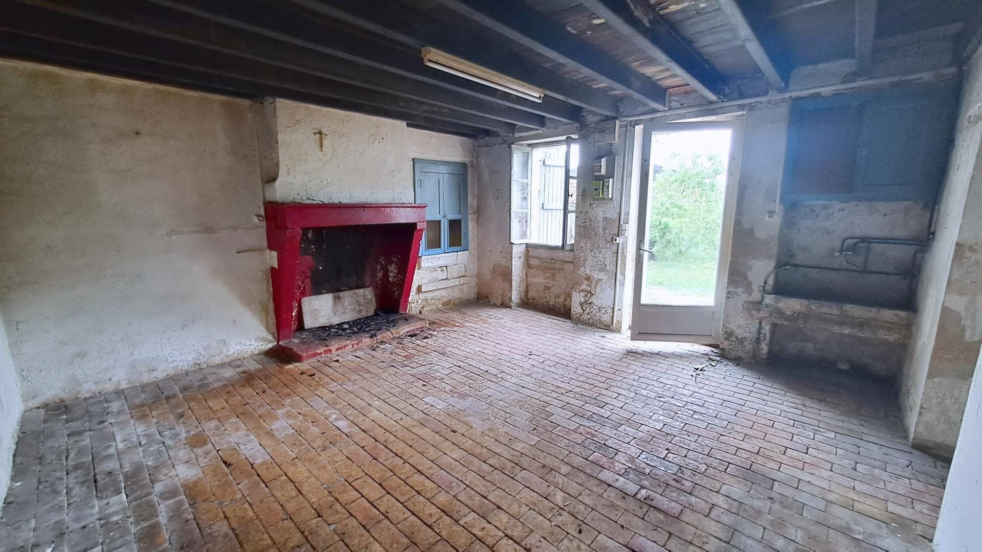 Maison à vendre, 45m², Saint-Maixent-de-Beugné
