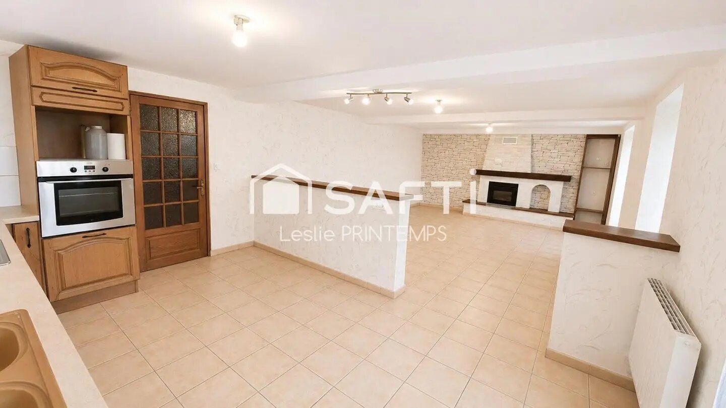 Maison à vendre, 125m², Mervent