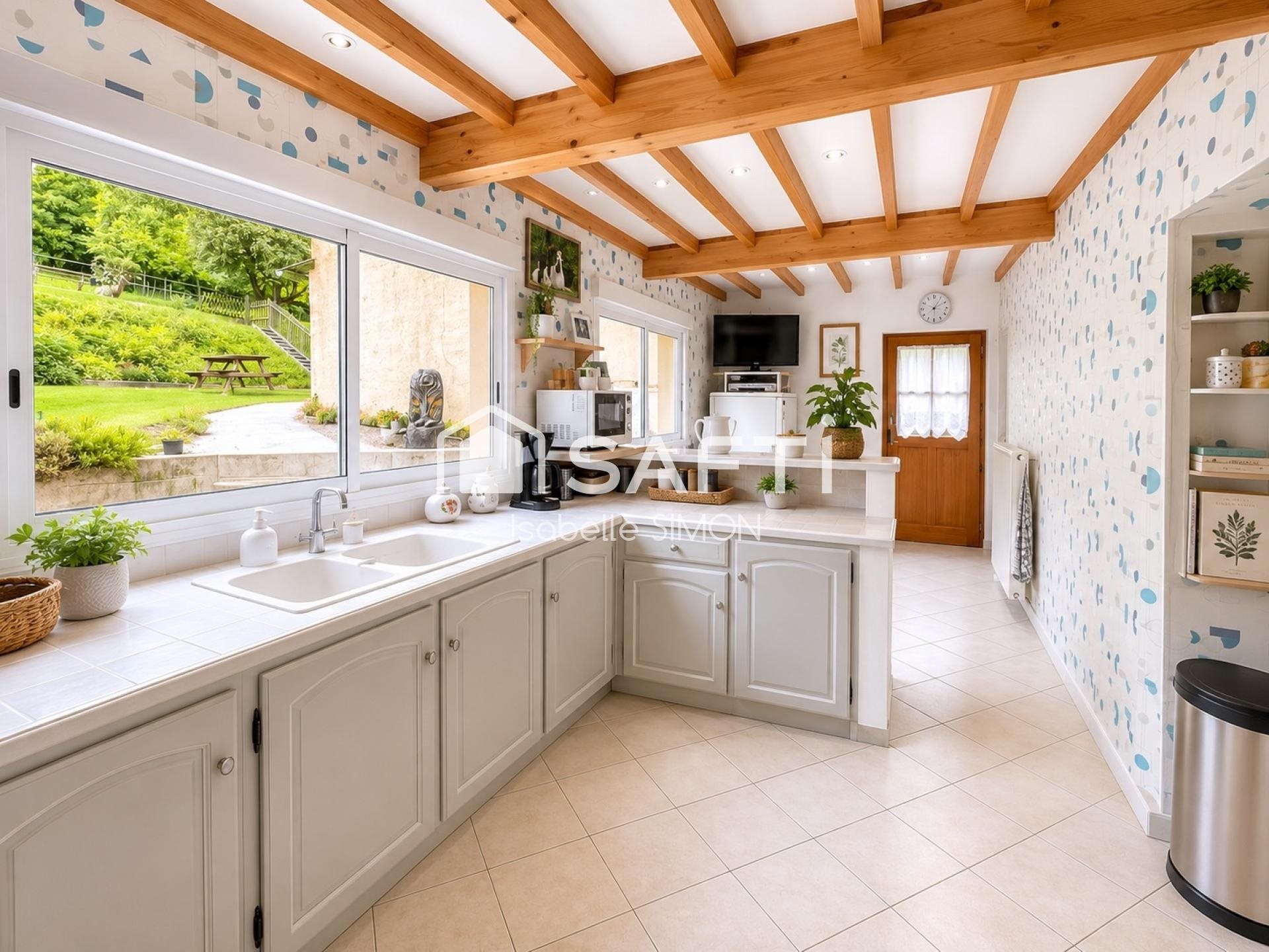 Maison à vendre, 143m², Dominois