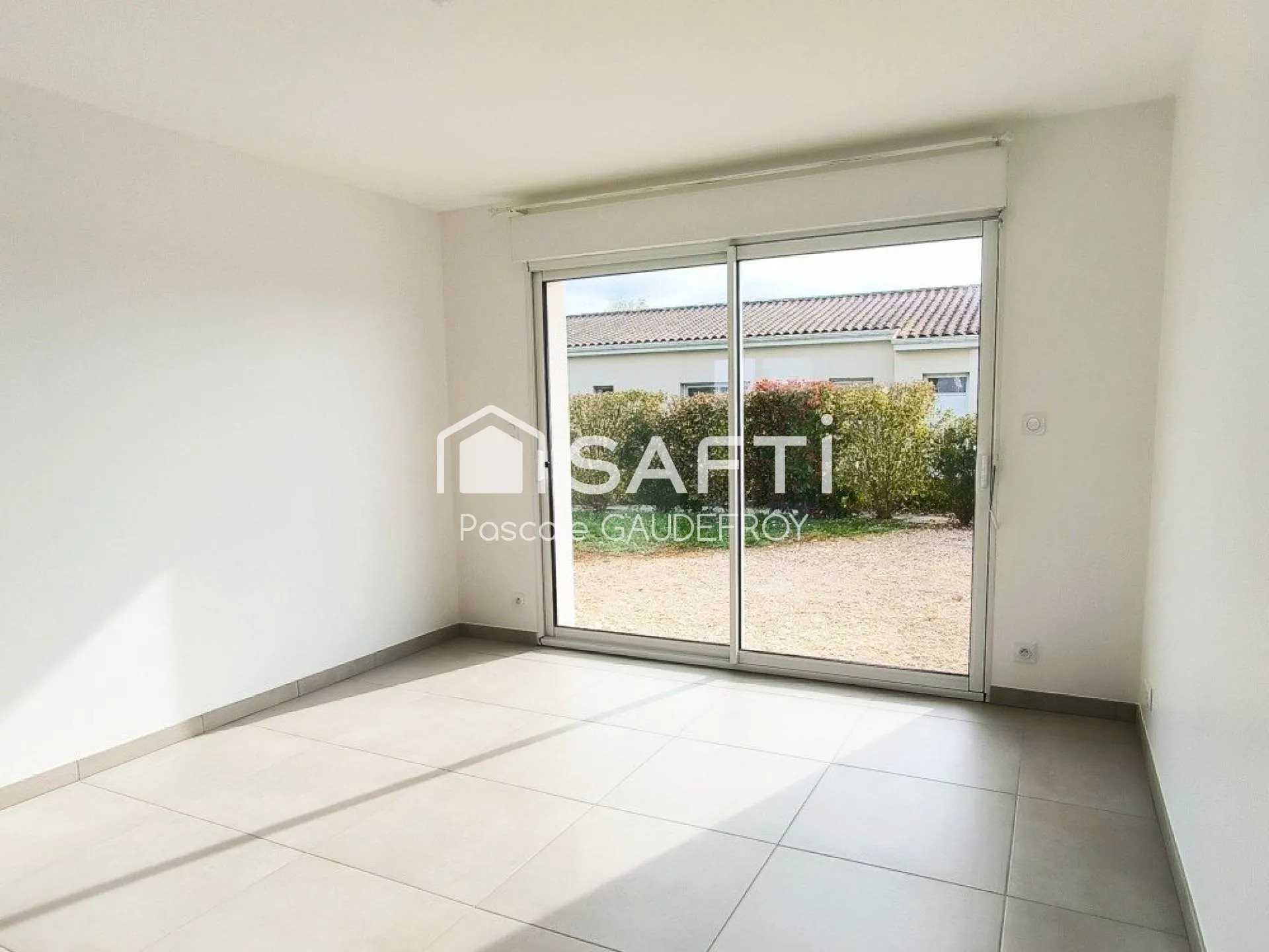 Maison à vendre, 85m², Saint-Simon-de-Pellouaille