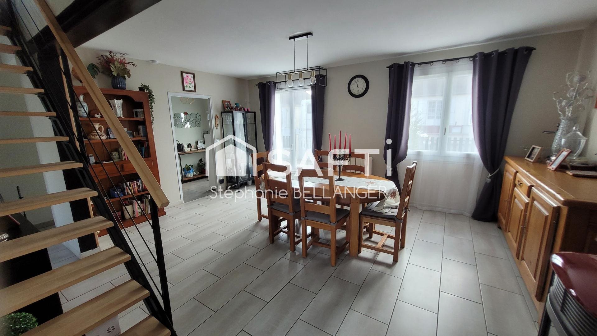 Maison à vendre, 111m², Sainte-Jamme-sur-Sarthe