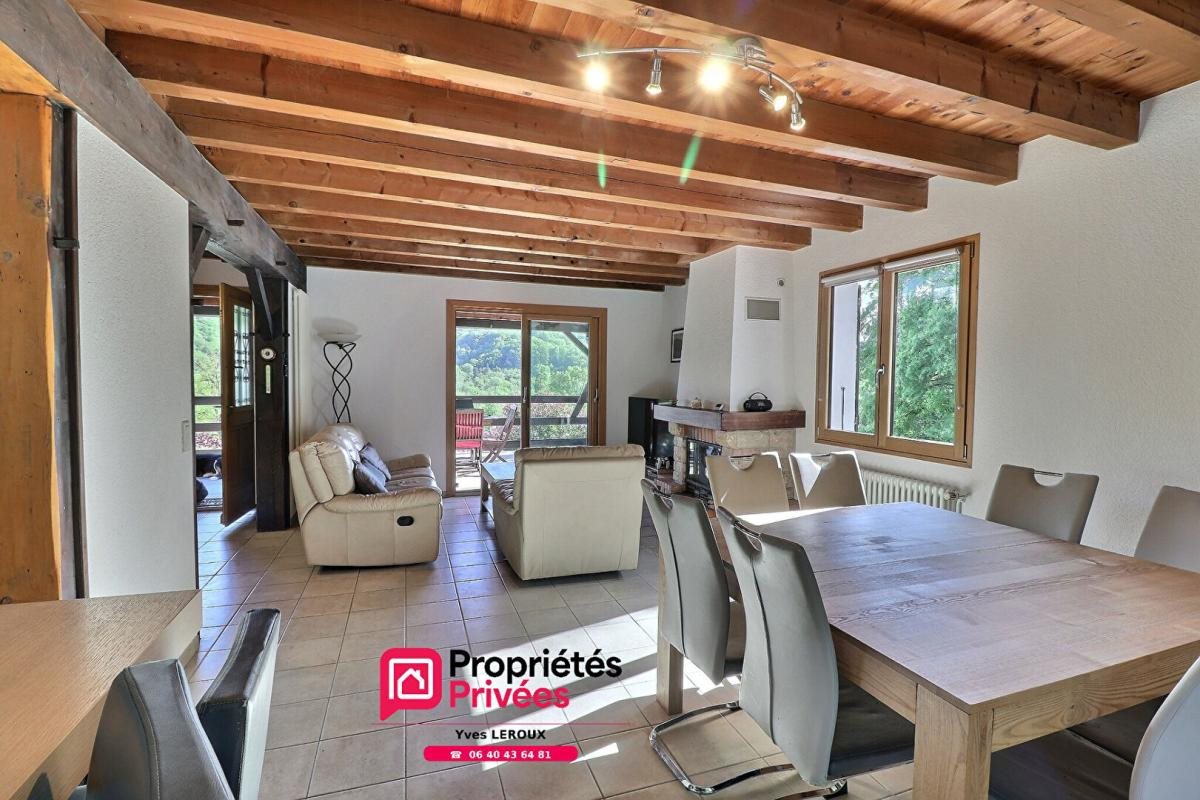 Maison à vendre, 174m², Contamine-Sarzin