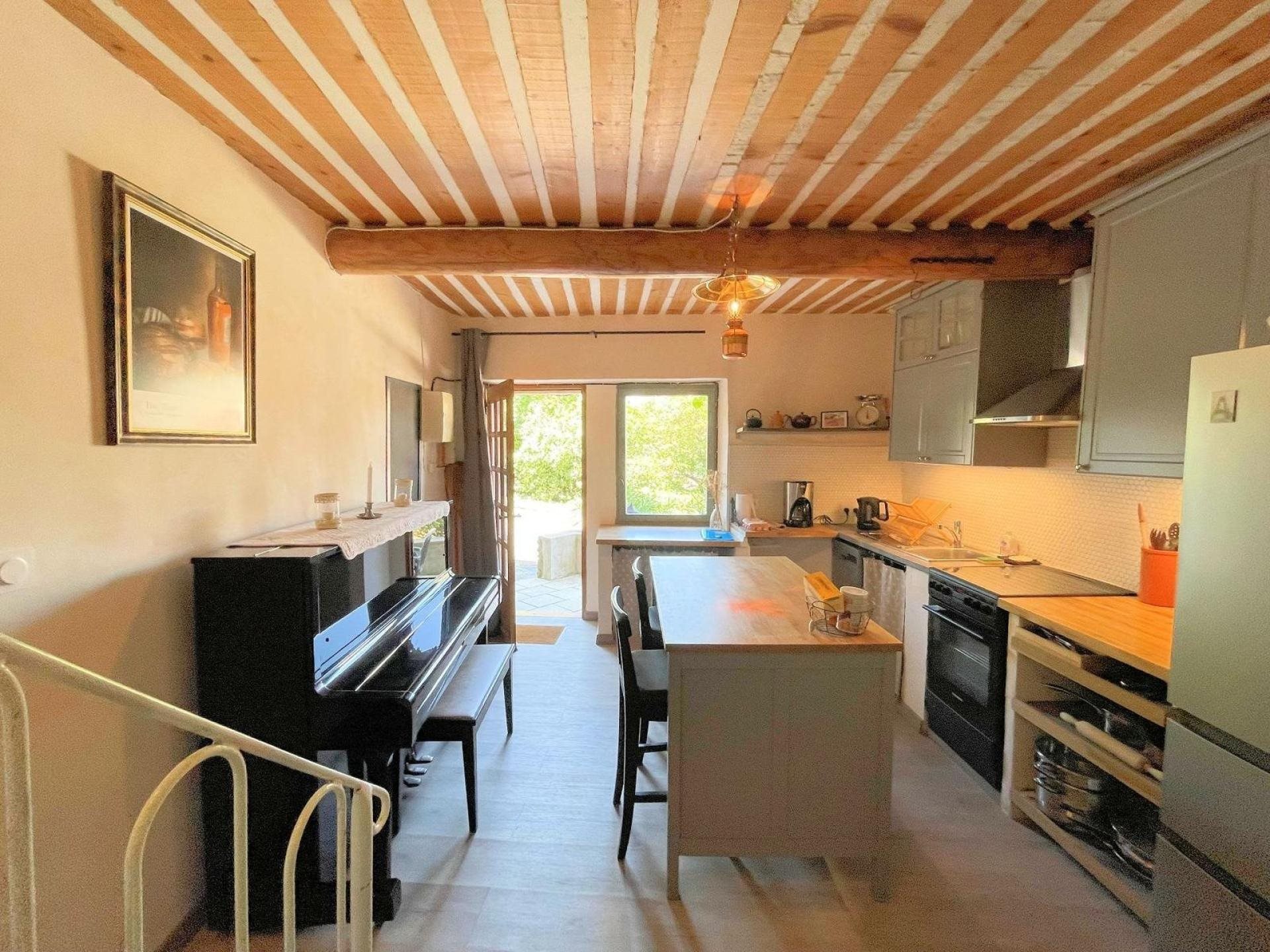 Maison à vendre, 95m², Saint-Martin-de-Castillon