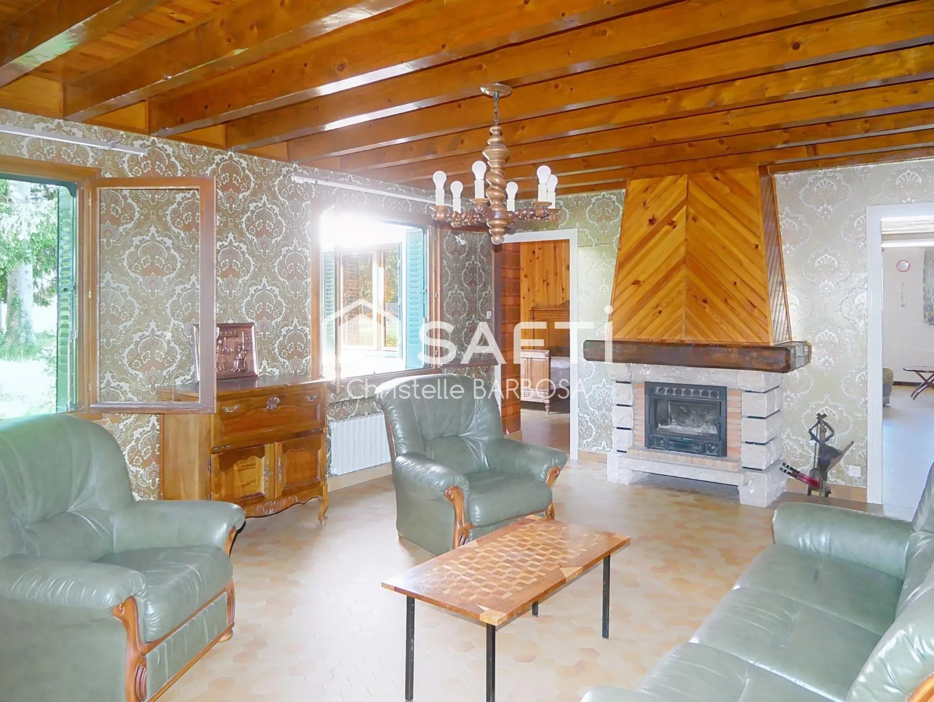 Maison à vendre, 240m², Vézeronce-Curtin