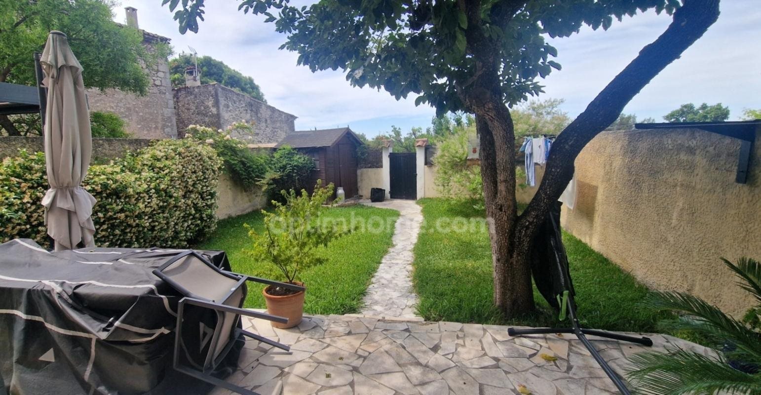Maison à vendre, 72m², Saint-Mitre-les-Remparts