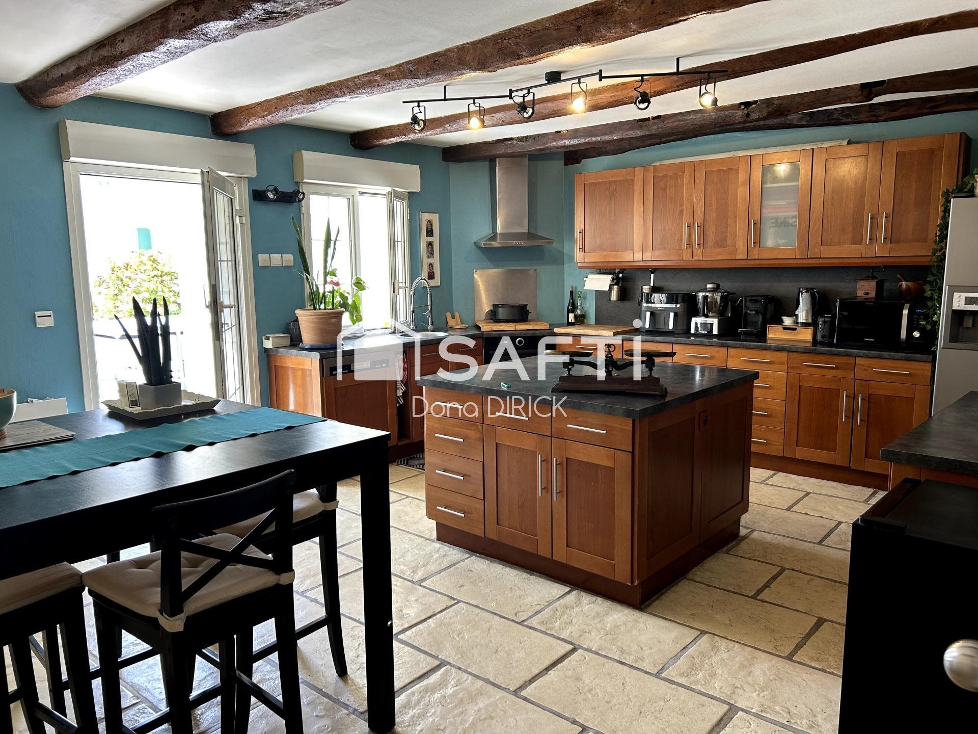 Maison à vendre, 300m², Bréhémont
