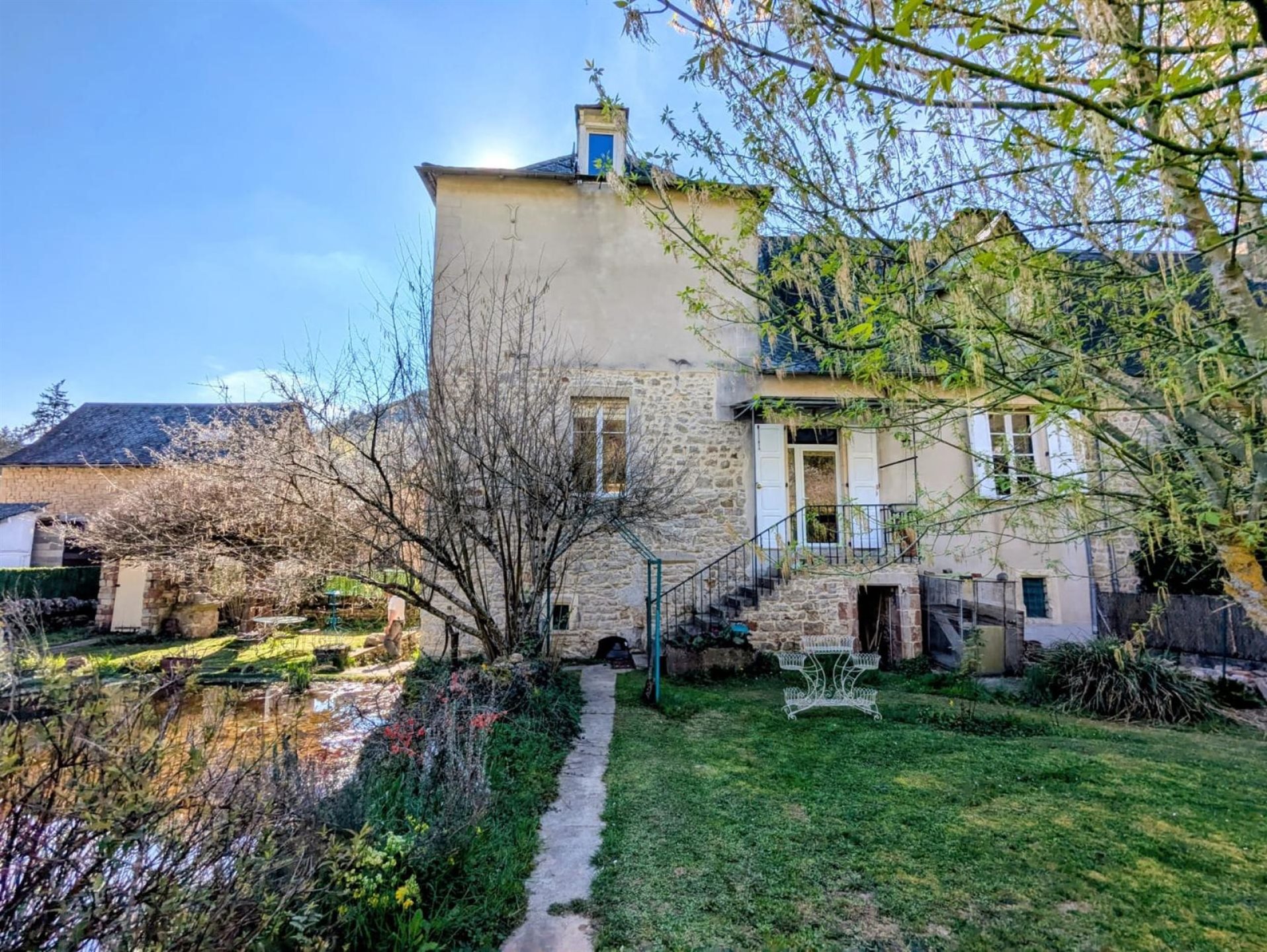 Maison à vendre, 110m², Marcillac-Vallon