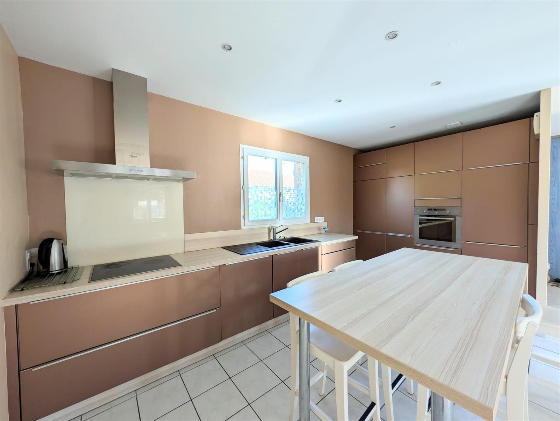 Maison à vendre, 139m², Certines