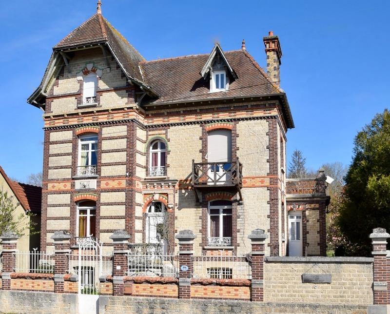 Maison à vendre, 255m², Estissac