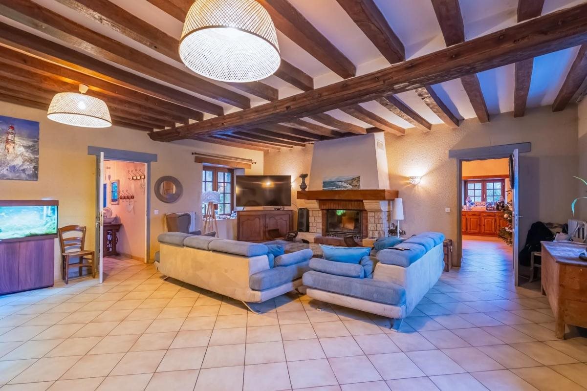 Maison à vendre, 240m², Saint-Jean-d'Assé