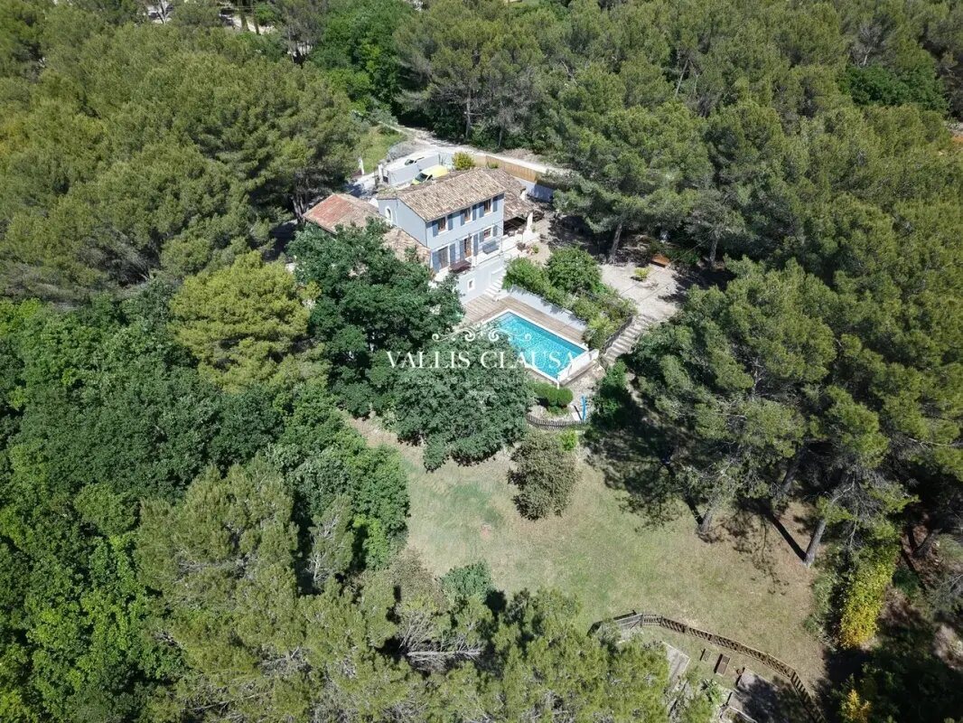 Maison à vendre, 255m², L'Isle-sur-la-Sorgue