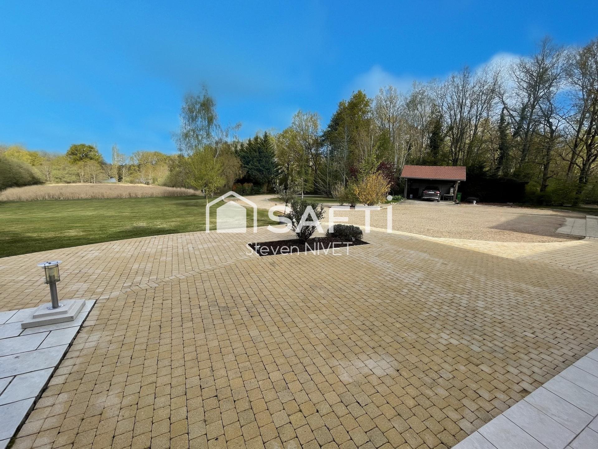 Maison à vendre, 220m², Genouilly