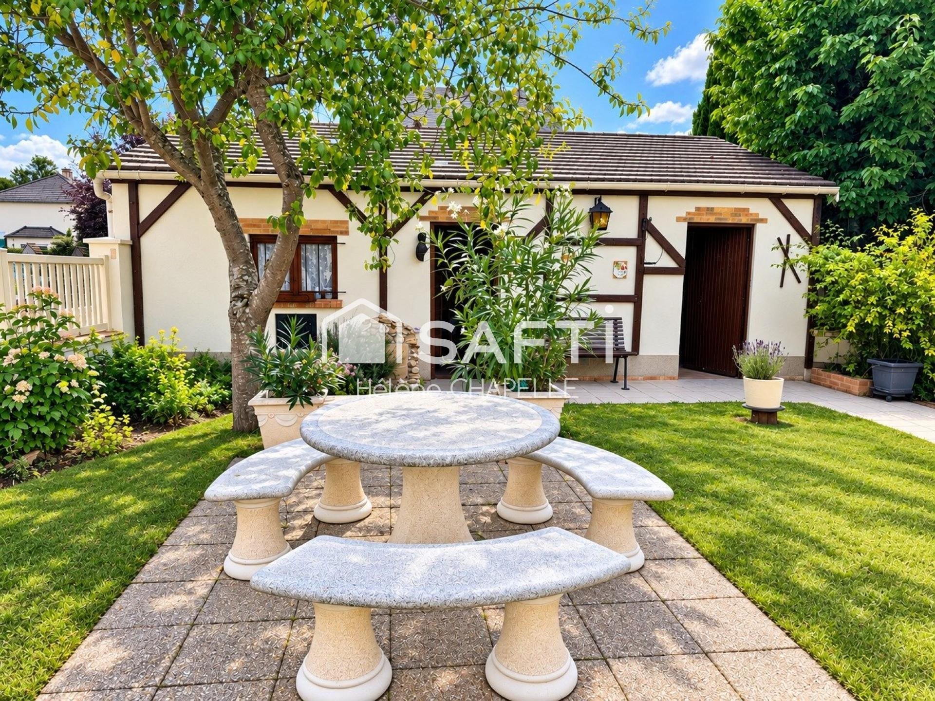 Maison à vendre, 81m², Belle-Eglise