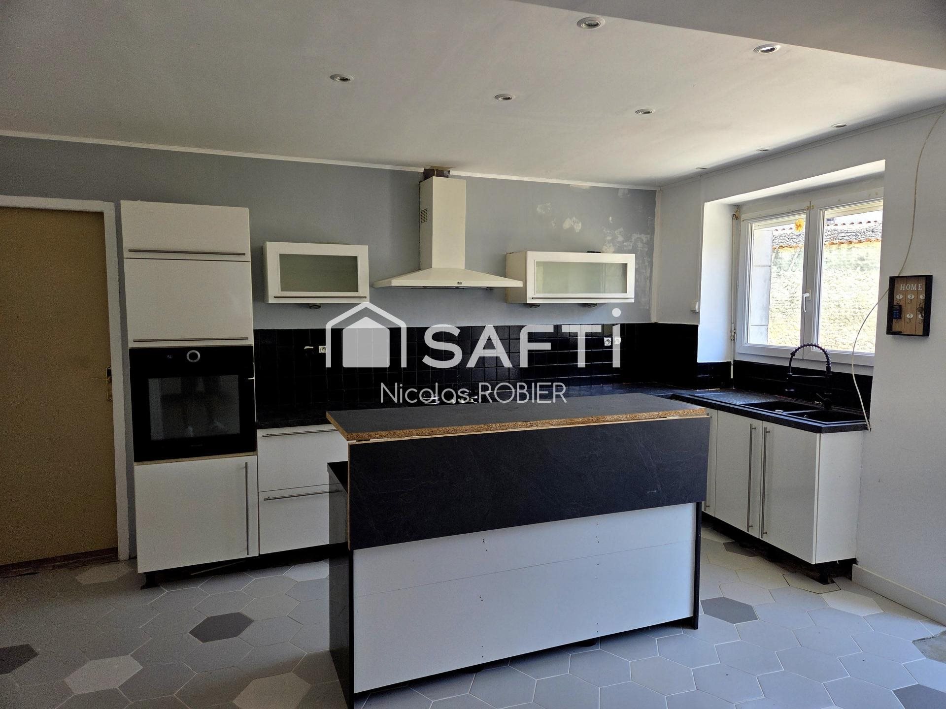 Maison à vendre, 180m², Gibourne