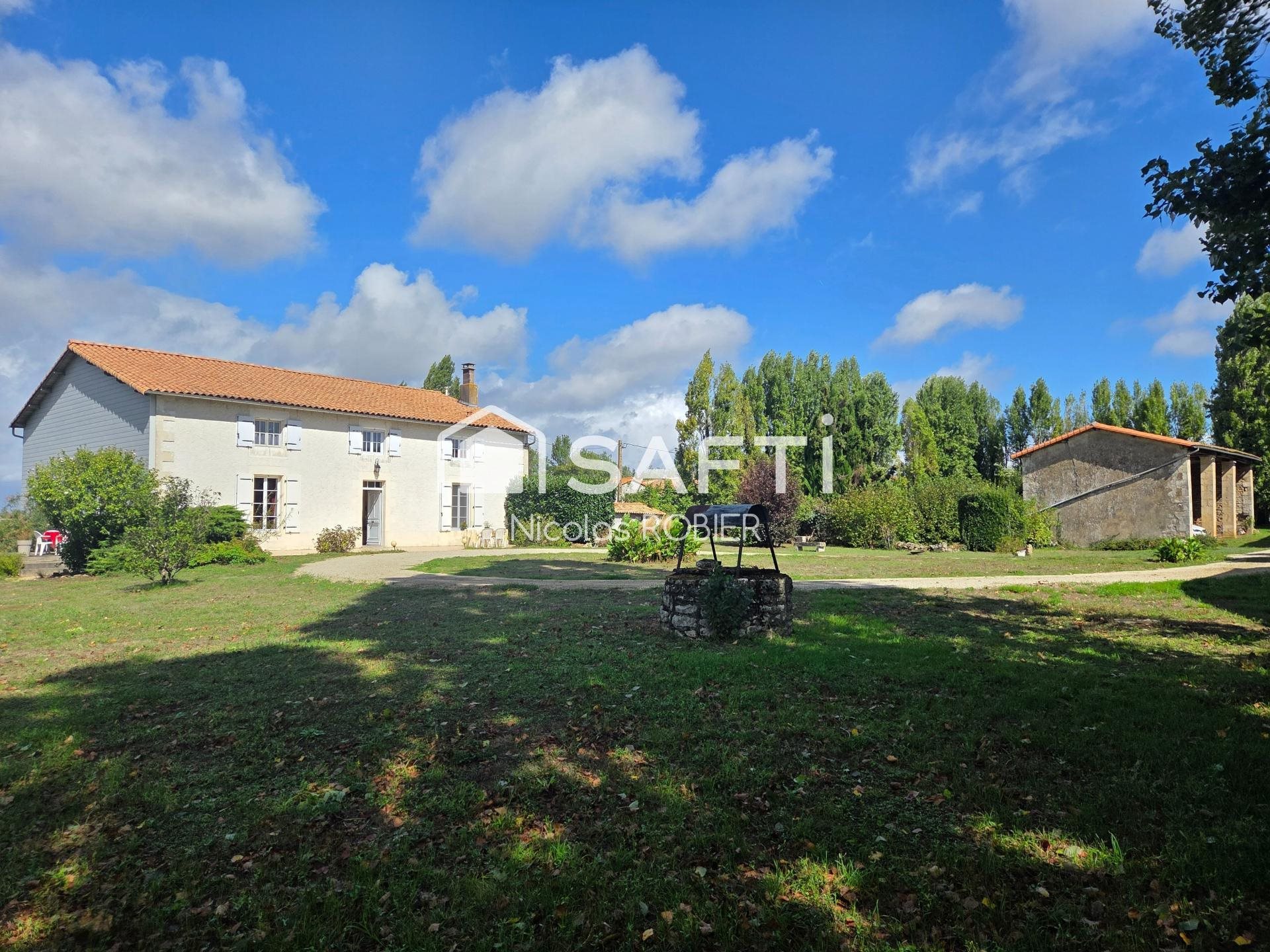 Maison à vendre, 268m², Cherveux