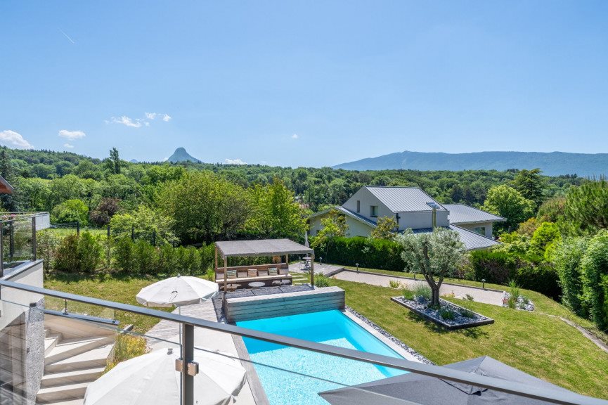 Maison à vendre, 230m², Menthon-Saint-Bernard