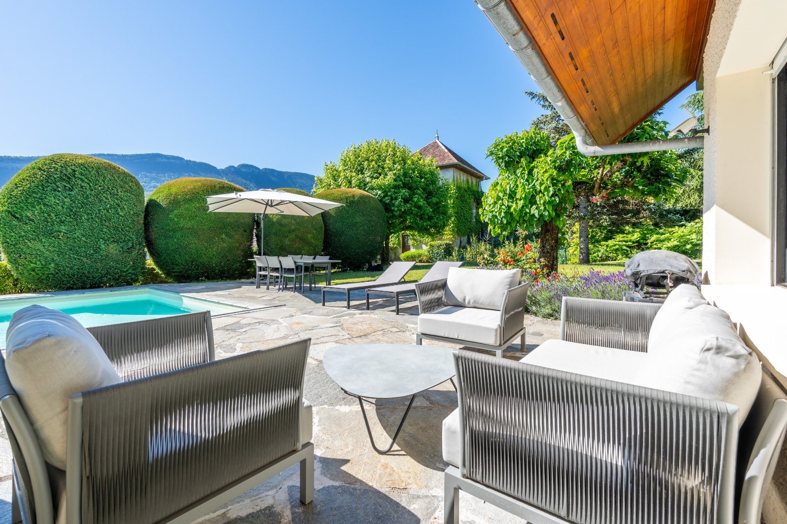 Maison à vendre, 225m², Saint-Jorioz