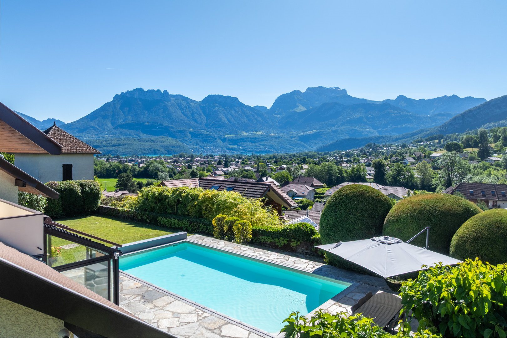 Maison à vendre, 225m², Saint-Jorioz