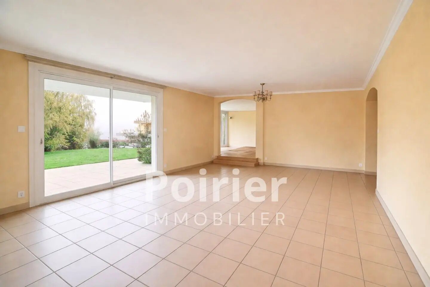 Maison à vendre, 201m², Loisin