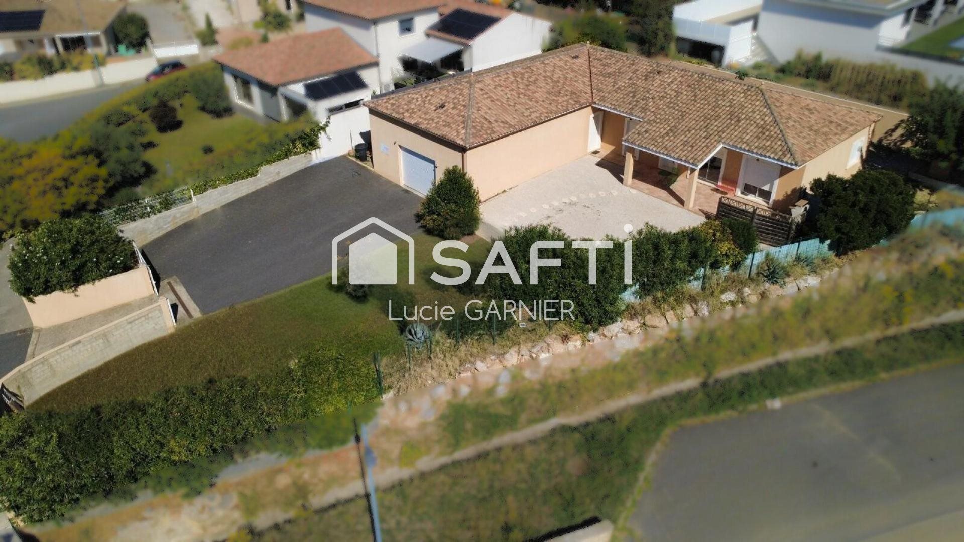 Maison à vendre, 138m², Corneilhan